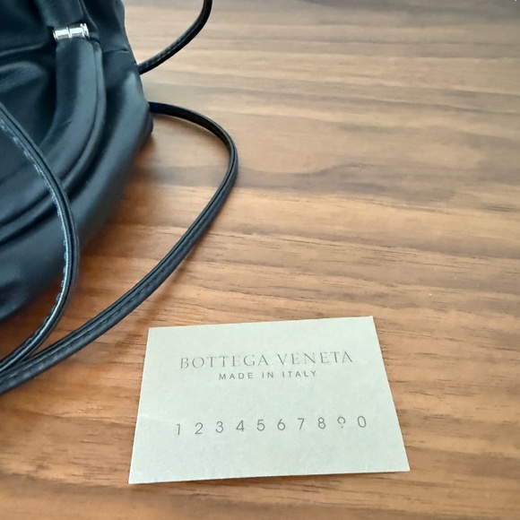 Bottega Veneta Smooth Pouch in Black - Picture 6 of 14